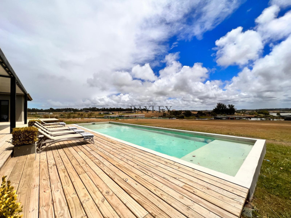 Casa ID.22 - CASA UBICADA EN PUEBLO MIO, MANANTIALES