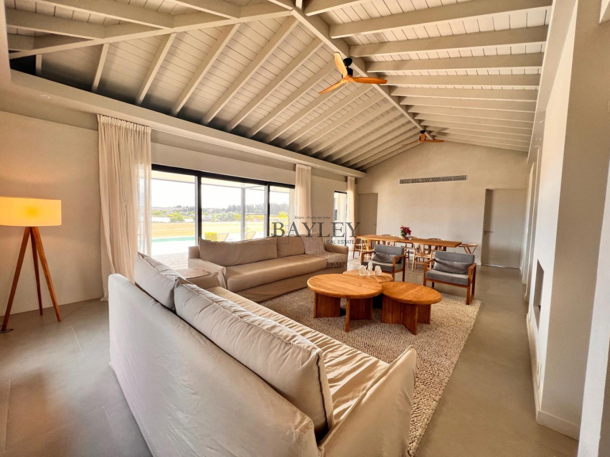 Casa ID.22 - CASA UBICADA EN PUEBLO MIO, MANANTIALES