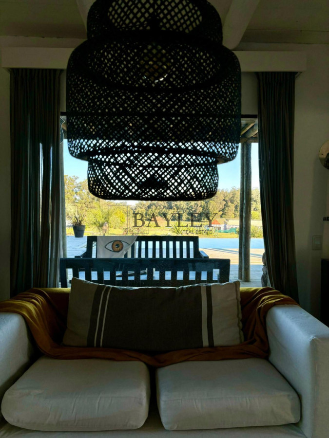 Casa ID.27 - Hermosa casa ubicada en Manantiales , Pueblo Coyote.