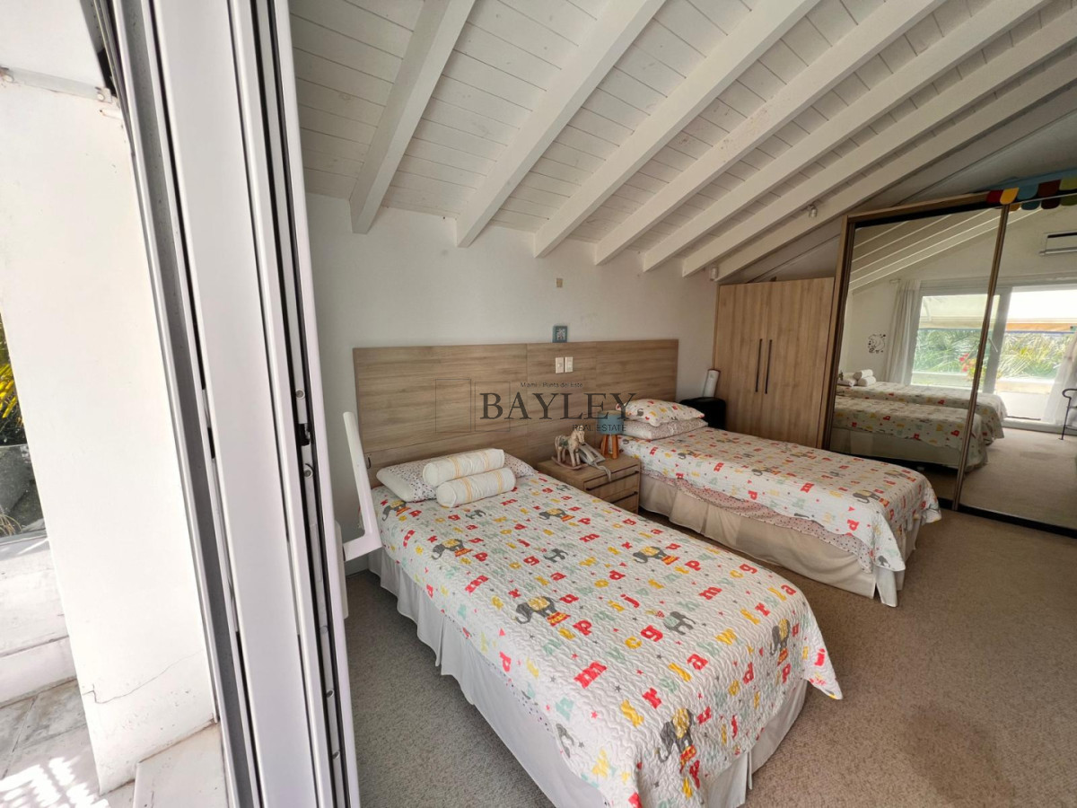 Casa ID.6 - CASA EN LA BARRA CON VISTA AL MAR