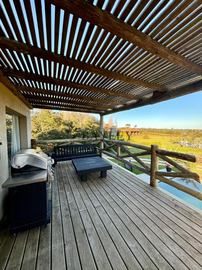 Casa ID.27 - Hermosa casa ubicada en Manantiales , Pueblo Coyote.