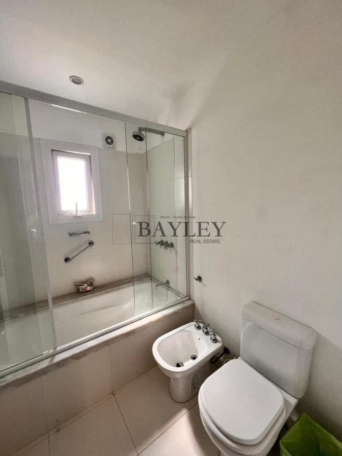 Casa ID.6 - CASA EN LA BARRA CON VISTA AL MAR