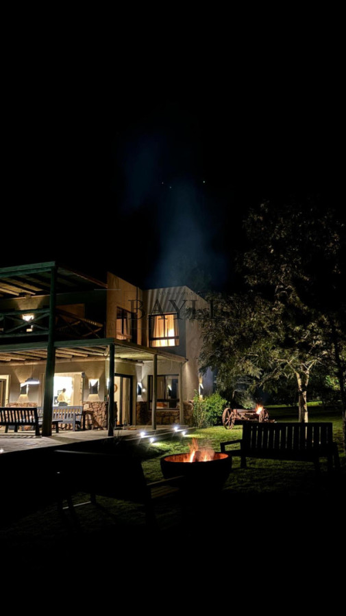 Casa ID.27 - Hermosa casa ubicada en Manantiales , Pueblo Coyote.