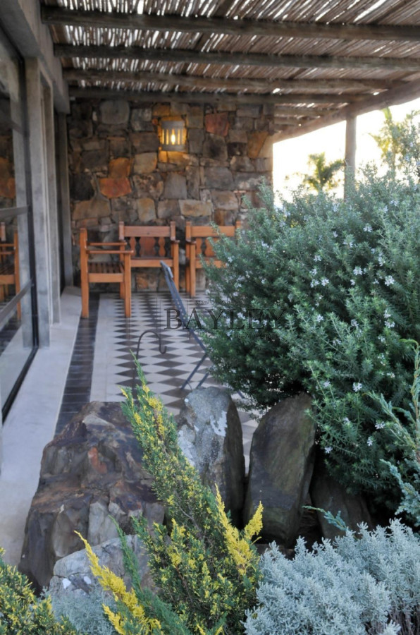 Chacra ID.8 - Chacra ubicada en Punta Ballena, Ruta 12, con excelente vista a la Laguna del Sauce