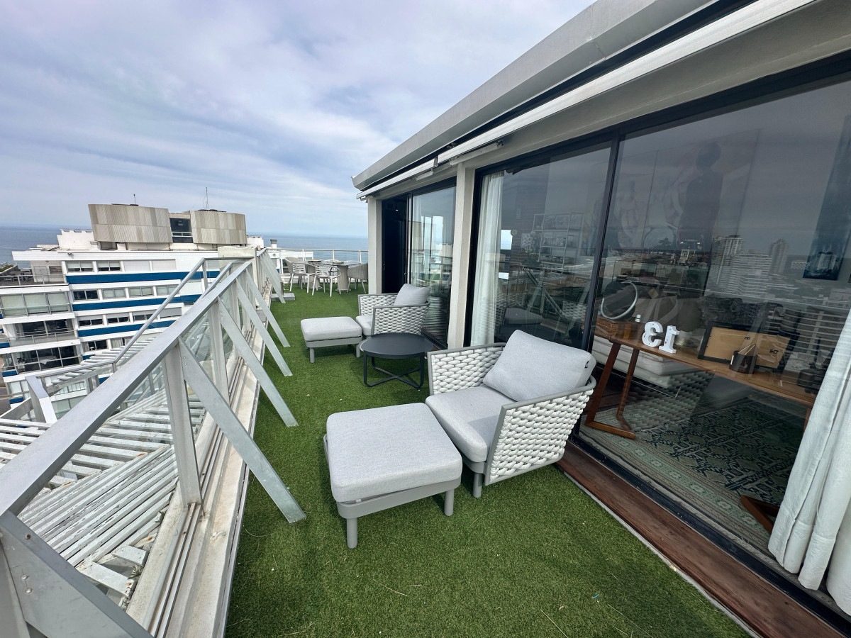 Apartamento ID.711 - Apartamento en Alquiler, vista panoramica, playa brava.