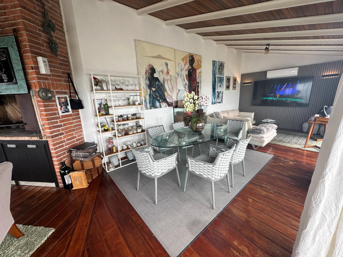 Apartamento ID.711 - Apartamento en Alquiler, vista panoramica, playa brava.