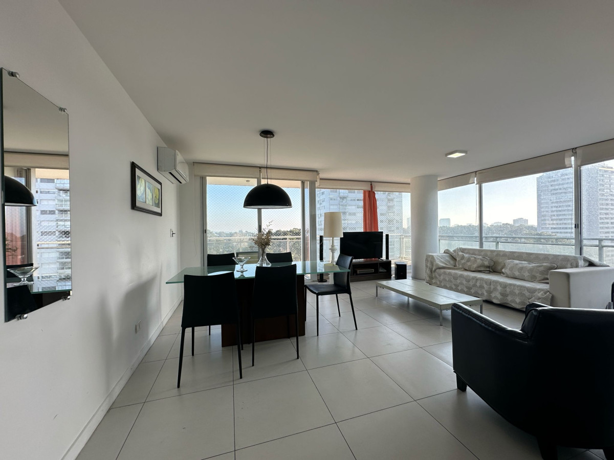 Apartamento ID.515 - Alquiler temporal y alquiler anual departamento de 2 dormitorios en Av. Roosevelt.