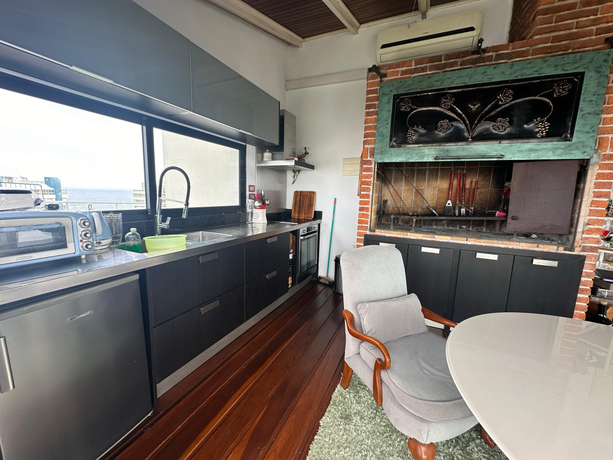 Apartamento ID.711 - Apartamento en Alquiler, vista panoramica, playa brava.