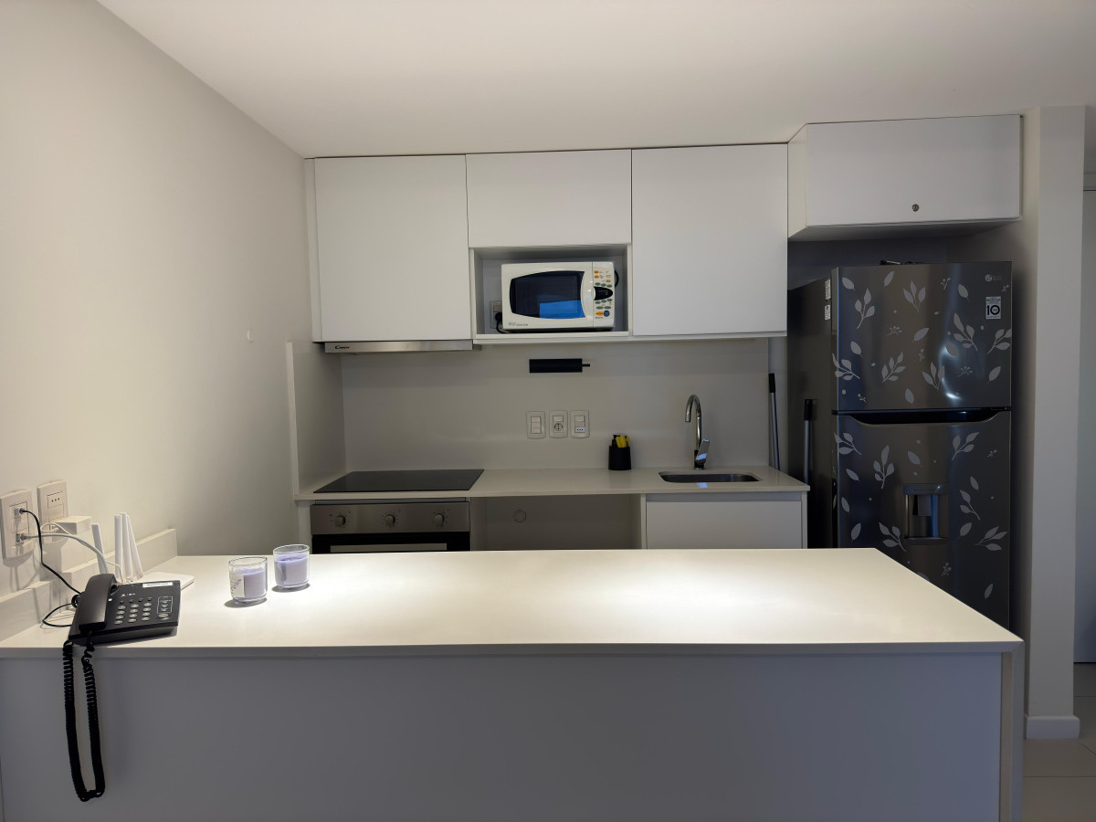 Apartamento ID.1188 - Departamento en alquiler, Playa mansa Punta del este