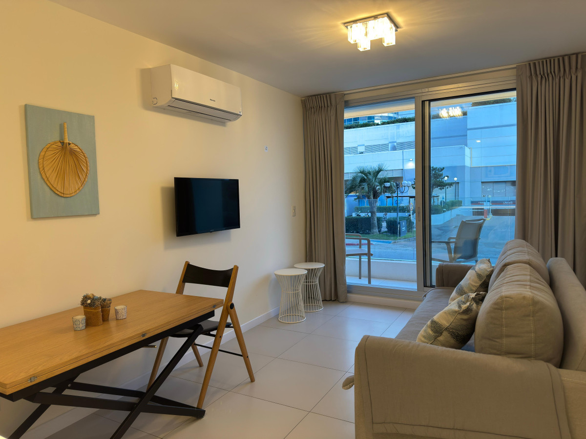 Apartamento ID.1188 - Departamento en alquiler, Playa mansa Punta del este