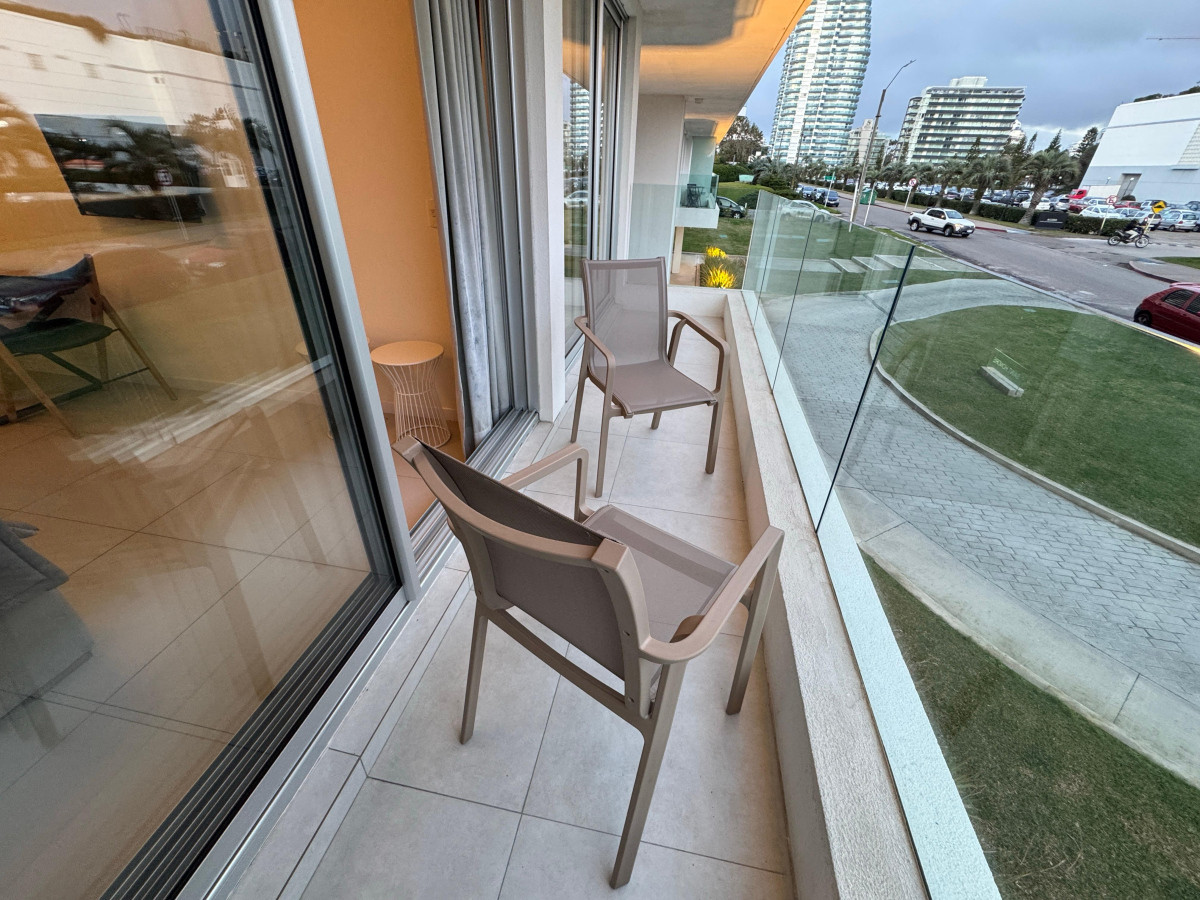 Apartamento ID.1188 - Departamento en alquiler, Playa mansa Punta del este