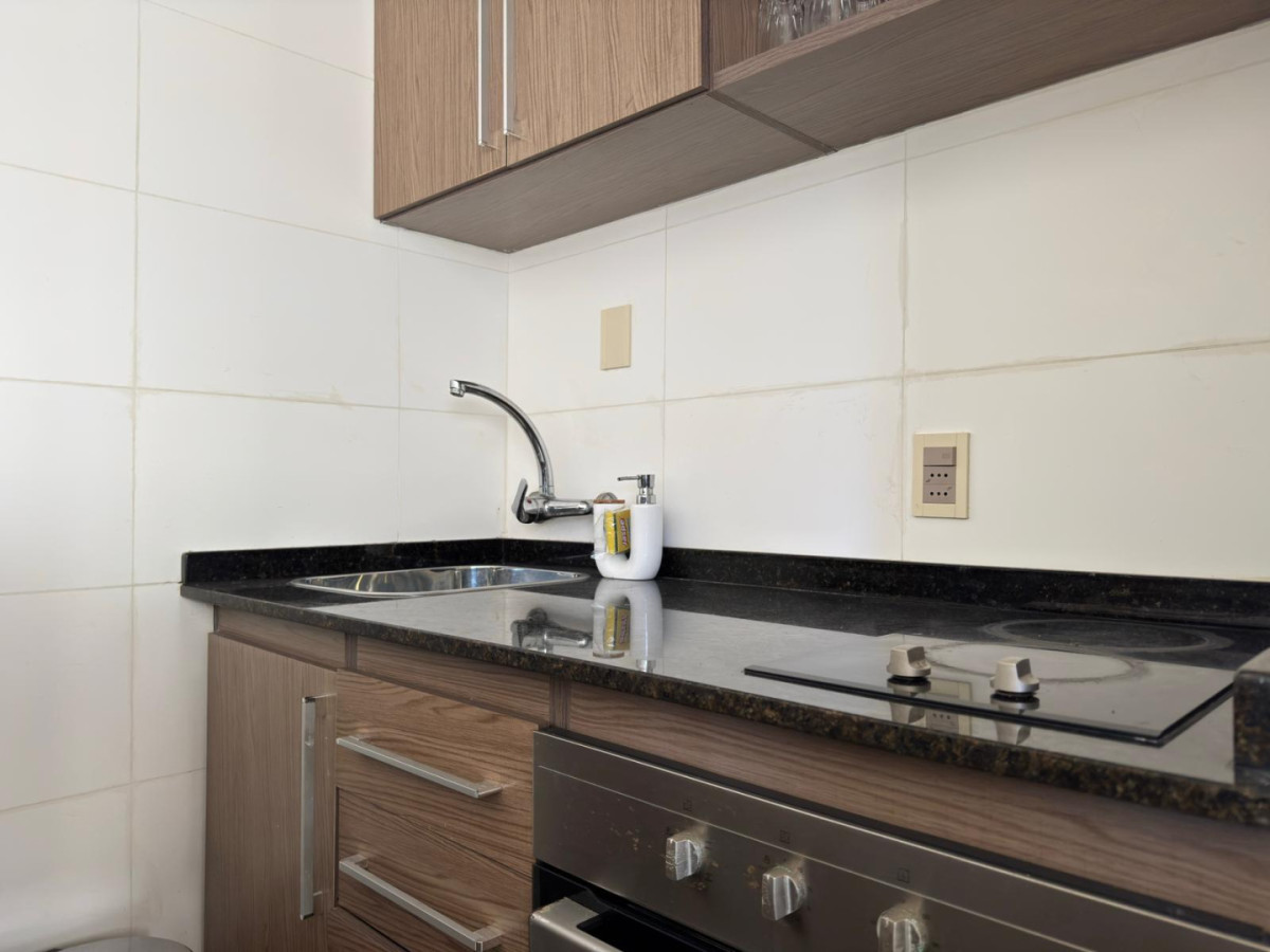 Apartamento ID.2247 - Alquiler disponible, temporada 2026, Punat del este.