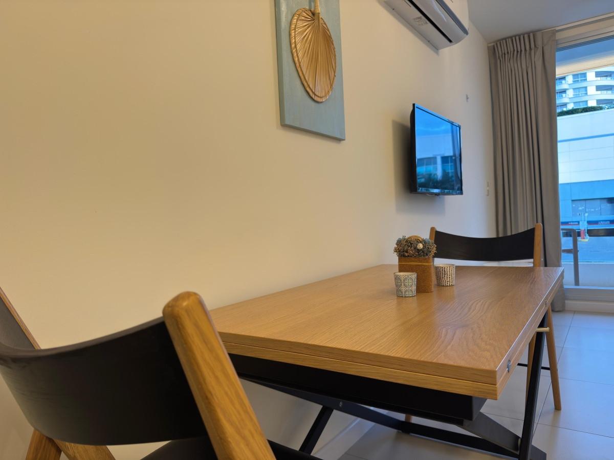 Apartamento ID.1188 - Departamento en alquiler, Playa mansa Punta del este