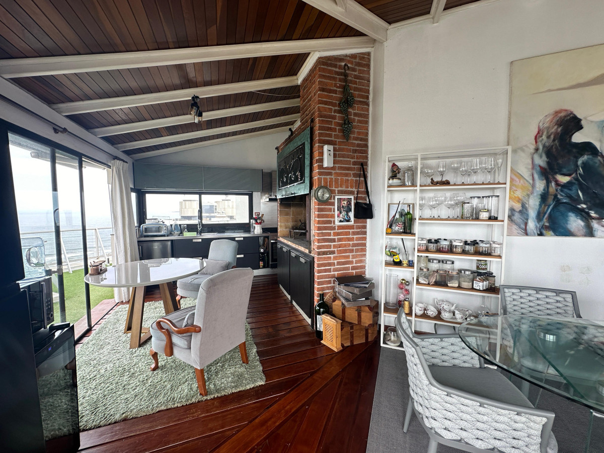 Apartamento ID.711 - Apartamento en Alquiler, vista panoramica, playa brava.