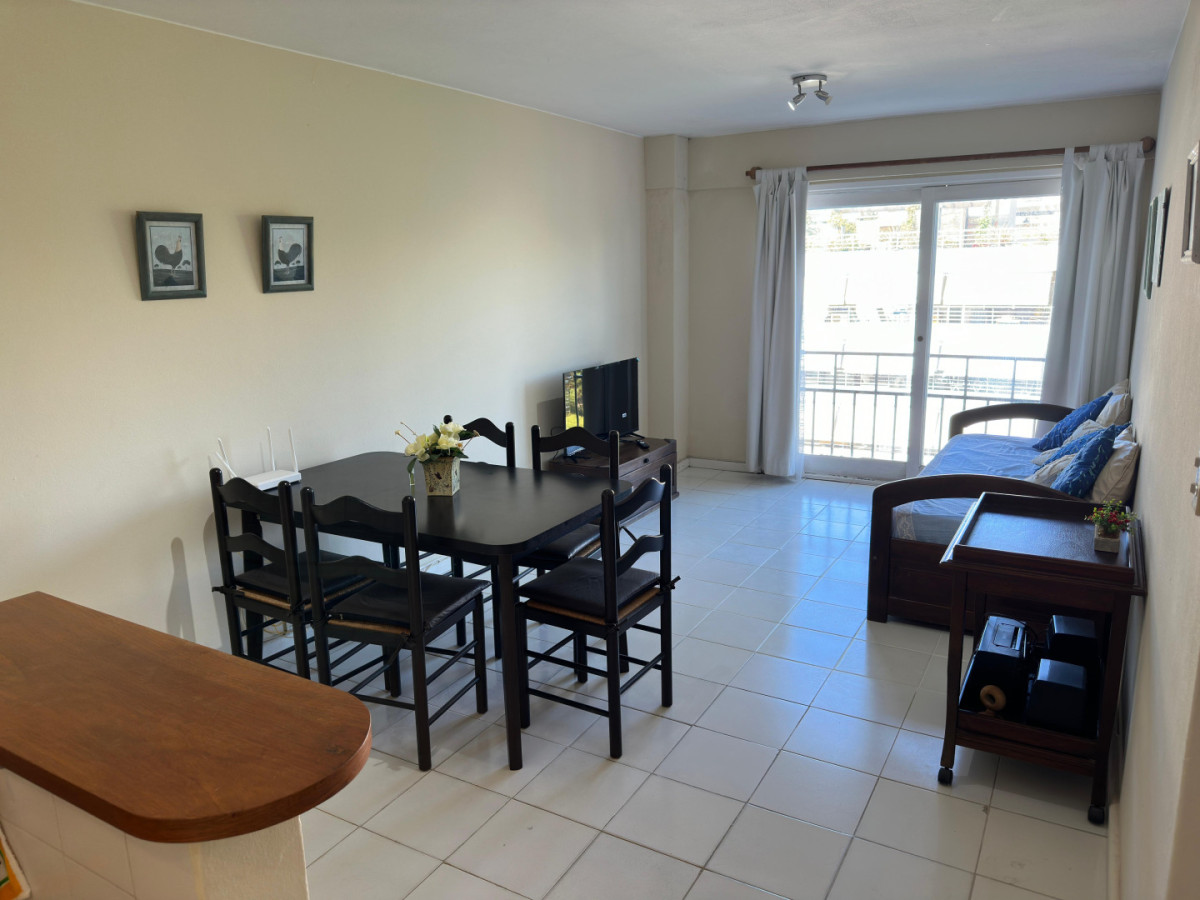 Apartamento ID.4 - Departamento en alquiler, temporada de verano e Invernal 2026.