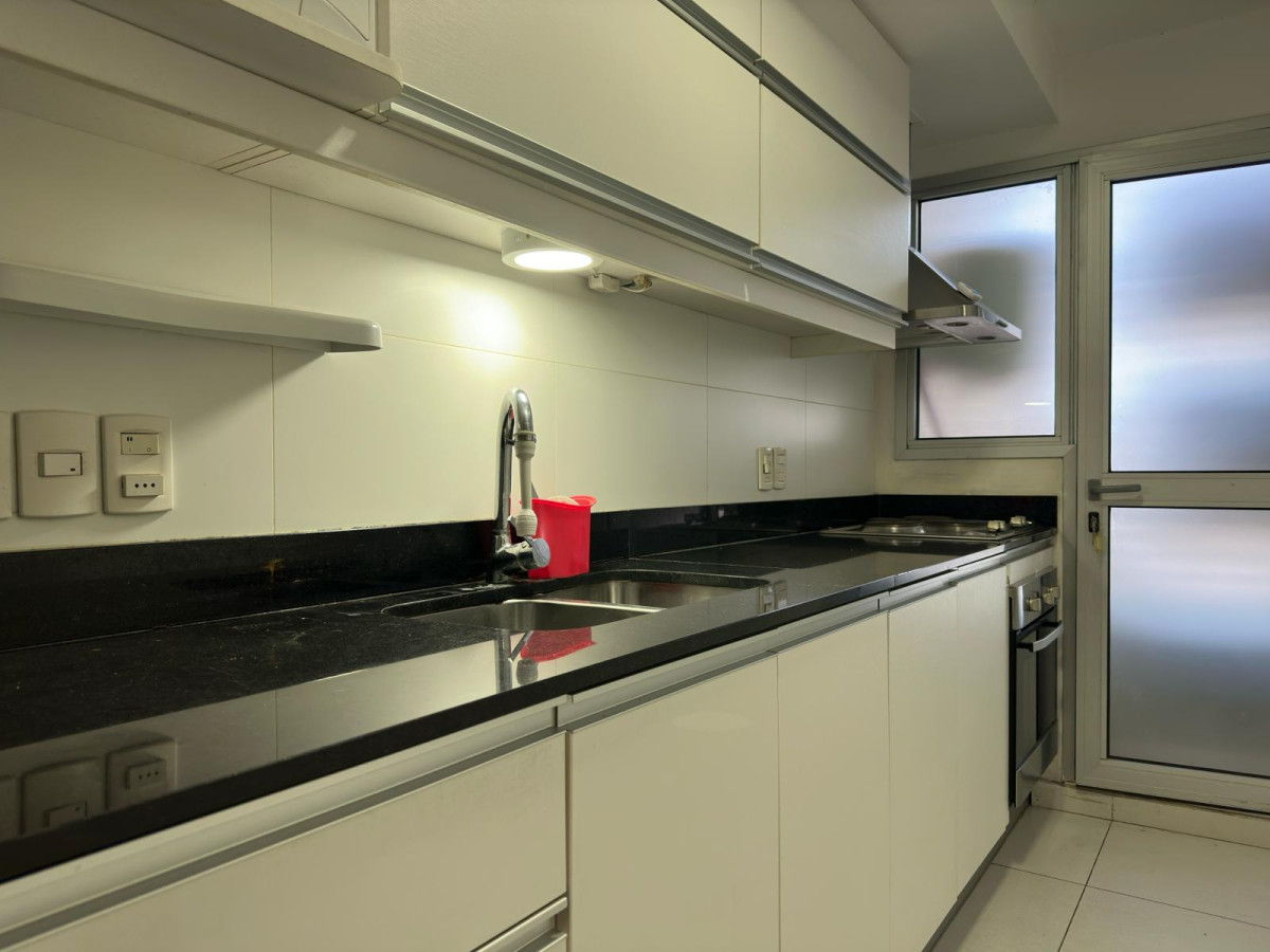 Apartamento ID.515 - Alquiler temporal y alquiler anual departamento de 2 dormitorios en Av. Roosevelt.