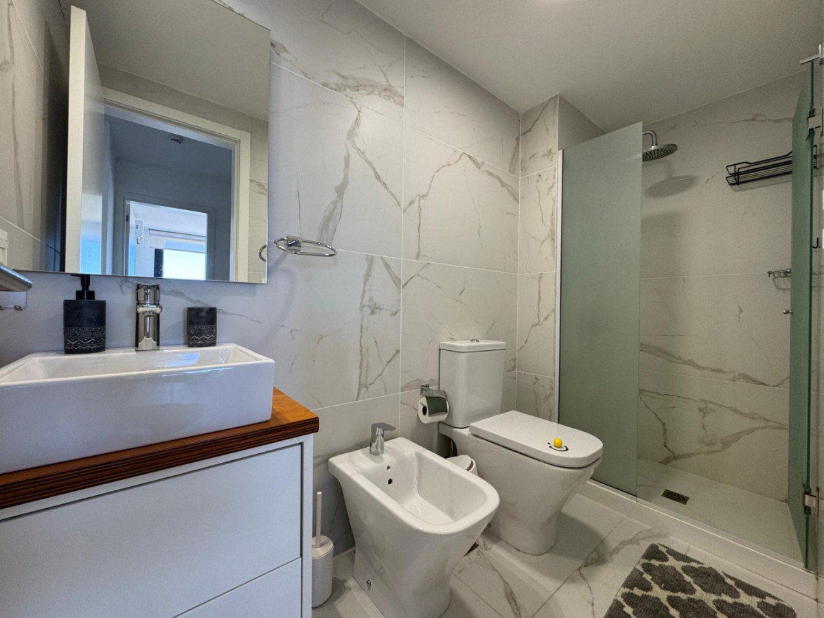 Apartamento ID.1088 - Alquiler de departamento en Punta del este, temporada 2026