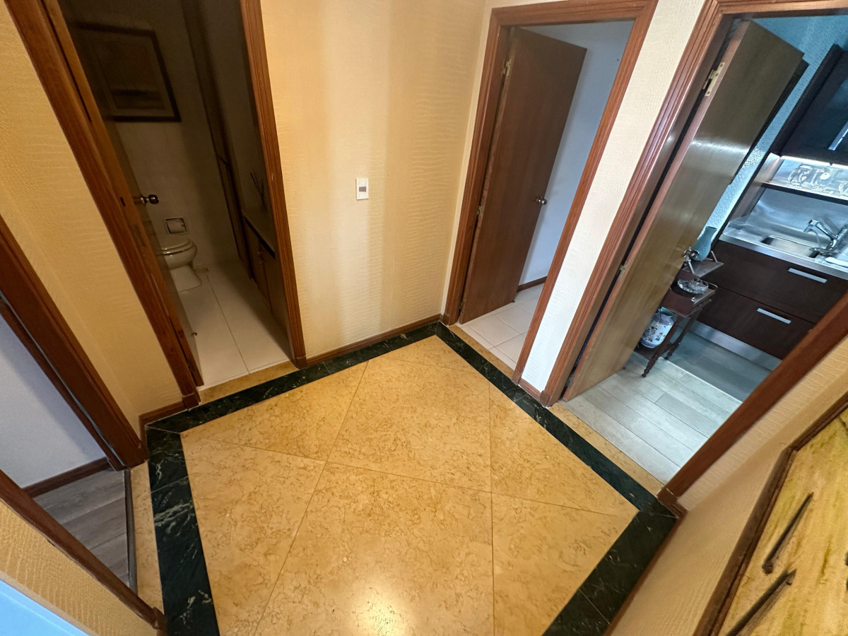 Apartamento ID.711 - Apartamento en Alquiler, vista panoramica, playa brava.