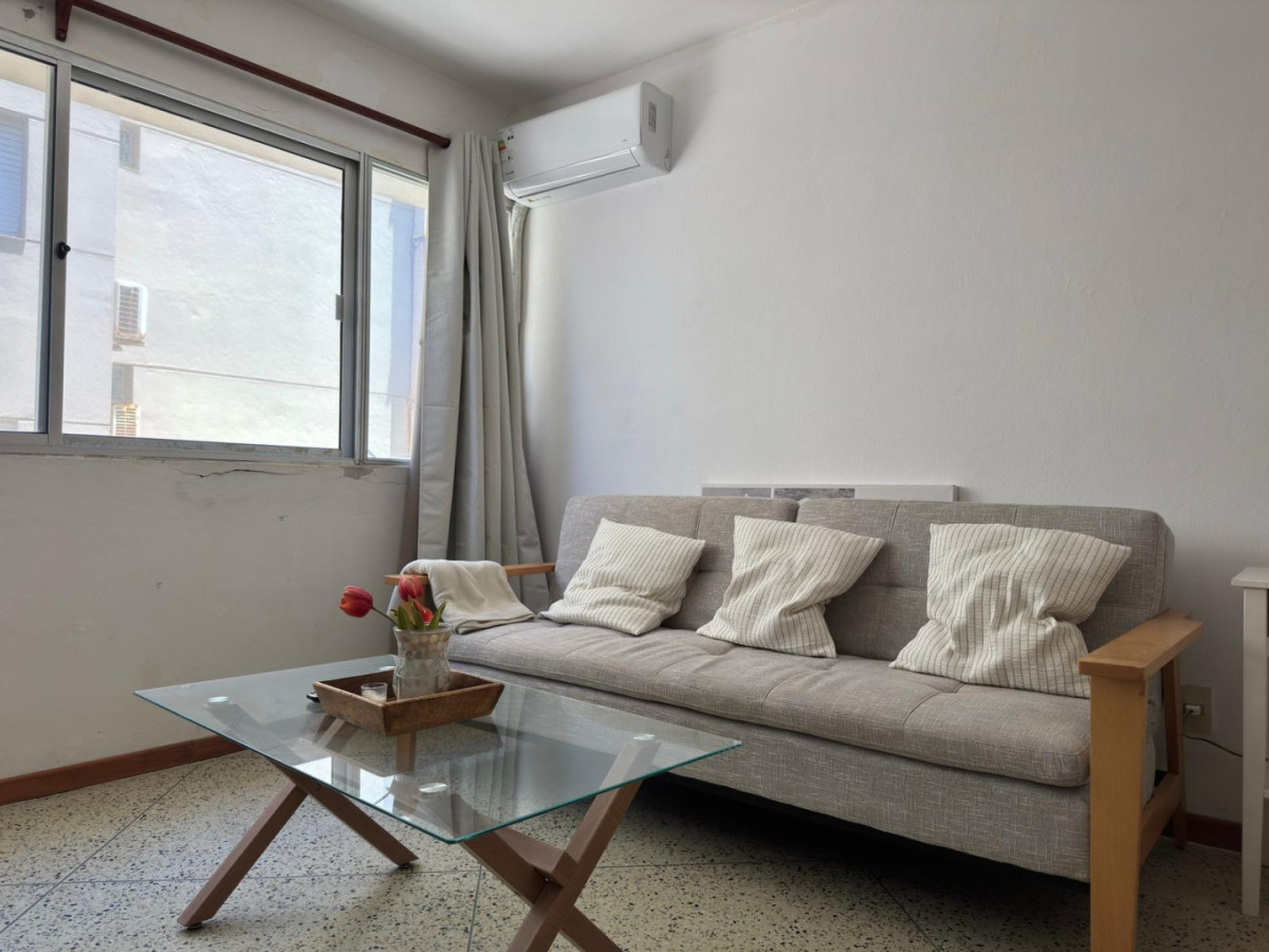 Apartamento ID.2247 - Alquiler disponible, temporada 2026, Punat del este.