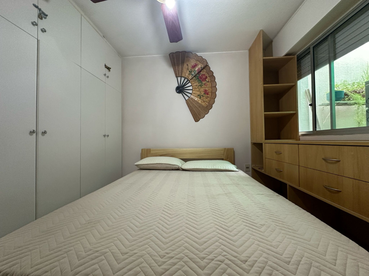 Apartamento ID.2242 - Departamento en VENTA, tres dormitorios.