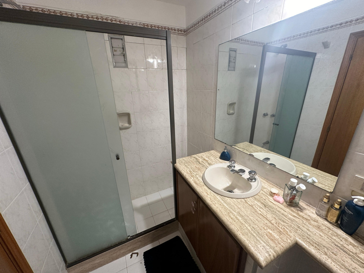 Apartamento ID.711 - Apartamento en Alquiler, vista panoramica, playa brava.