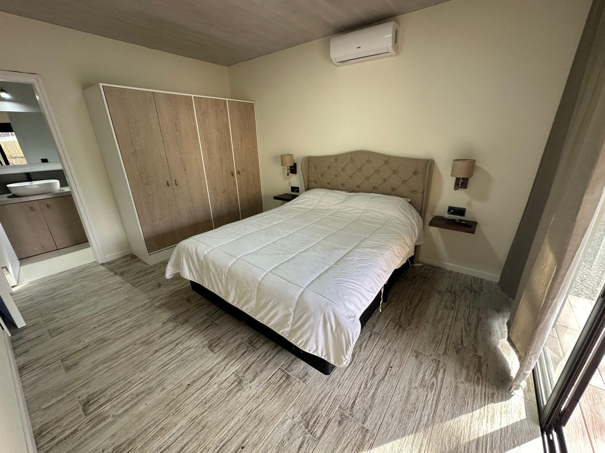 Casa ID.694 - Hermosa casa en alquiler temporal, Pinares, punta del este.