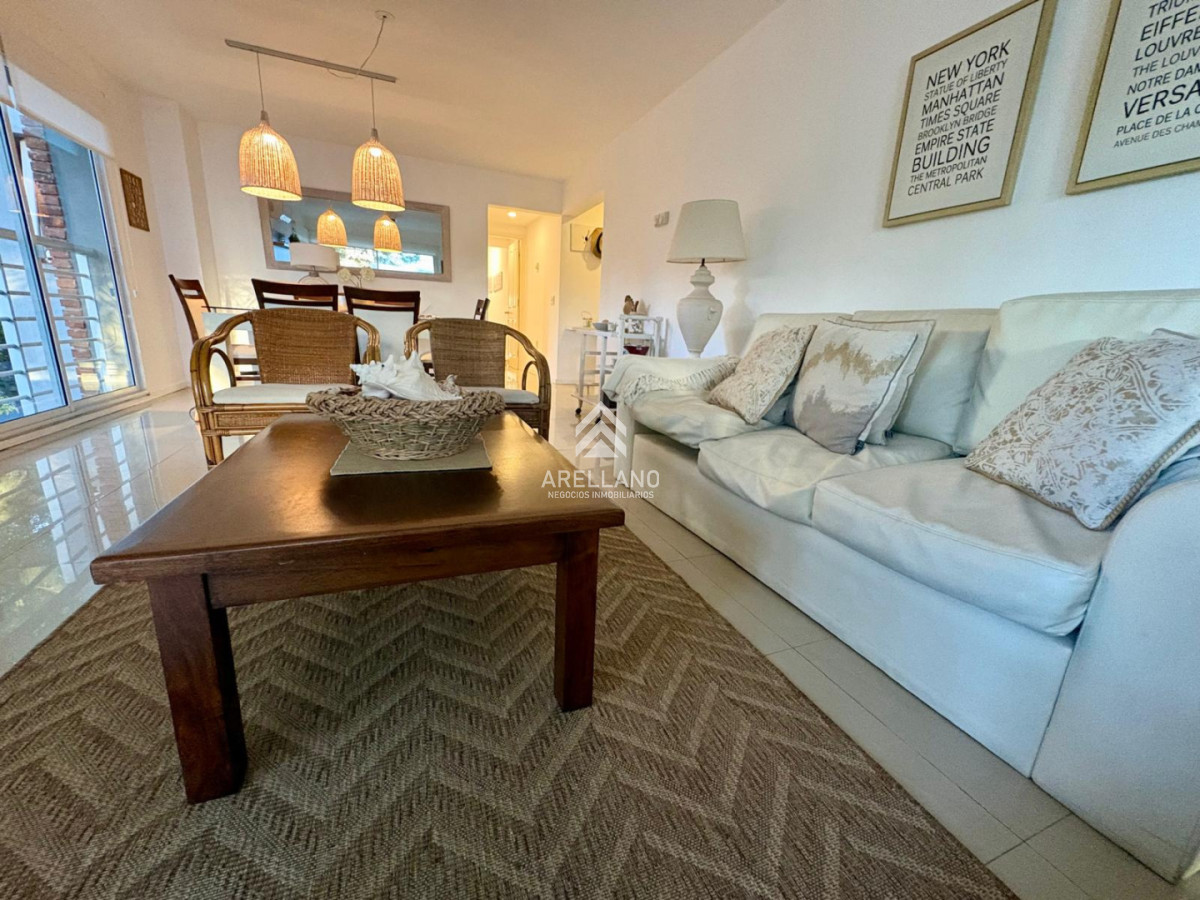 Apartamento ID.6163 - Apartamento de 2 dormitorios en Edificio Fairmont - Punta del Este