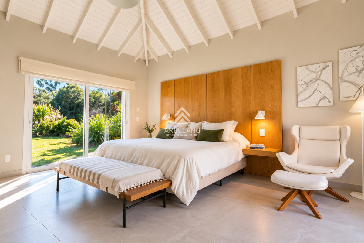 Casa ID.6856 - LA ARBOLADA | UNA PROPIEDAD ÚNICA POR ESCALA - 4.200 m² de terreno · 660 m² construidos · 6 dormitorios · 8 baños