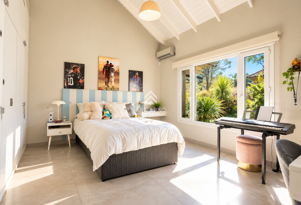 Casa ID.6856 - LA ARBOLADA | UNA PROPIEDAD ÚNICA POR ESCALA - 4.200 m² de terreno · 660 m² construidos · 6 dormitorios · 8 baños