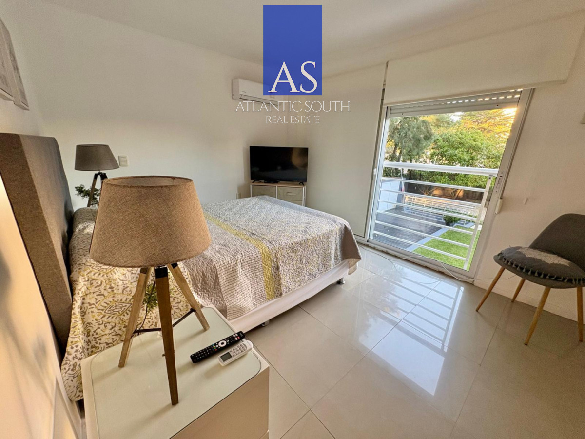 Apartamento ID.4742 - Apartamento moderno 2 dormitorios con parrillero propio Plaza México Punta del Este