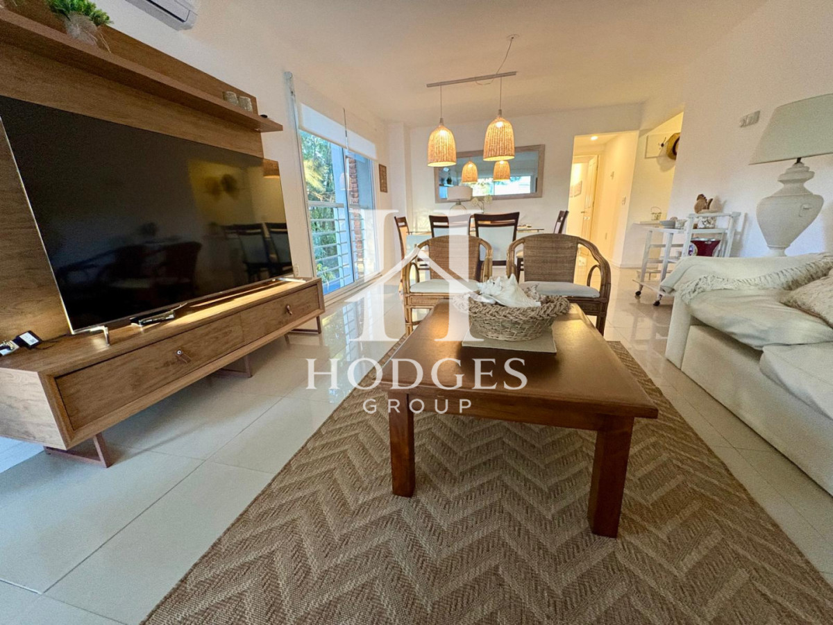 Apartamento ID.117 - Apartamento de 2 dormitorios en Edificio Fairmont - Punta del Este
