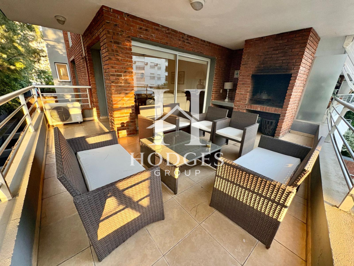 Apartamento ID.117 - Apartamento de 2 dormitorios en Edificio Fairmont - Punta del Este