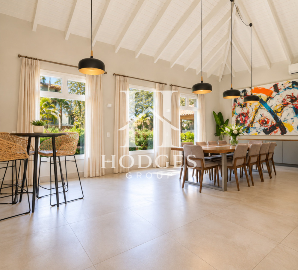 Casa ID.589 - LA ARBOLADA | UNA PROPIEDAD ÚNICA POR ESCALA - 4.200 m² de terreno · 660 m² construidos · 6 dormitorios · 8 baños