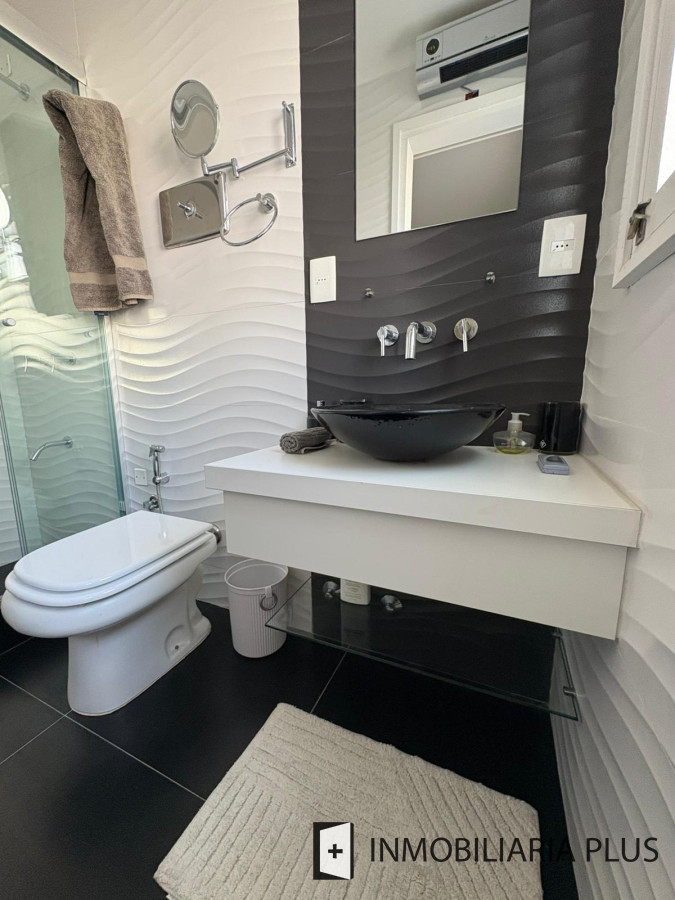 Apartamento ID.1582 - Alquiler anual de Apartamento de  3 dormitorios, 2 baños en la Península de Punta del Este