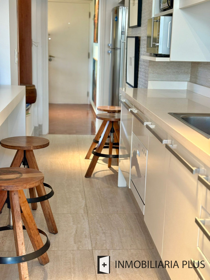 Apartamento ID.1582 - Alquiler anual de Apartamento de  3 dormitorios, 2 baños en la Península de Punta del Este