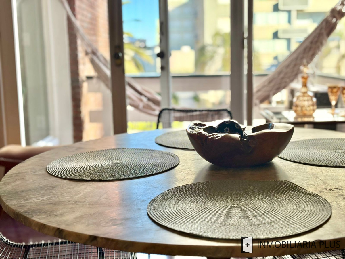 Apartamento ID.1582 - Alquiler anual de Apartamento de  3 dormitorios, 2 baños en la Península de Punta del Este