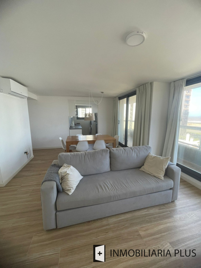 Apartamento ID.1583 - Alquiler de Apartamento de 2 dorm Anual o Invernal en la Península de Punta del Este