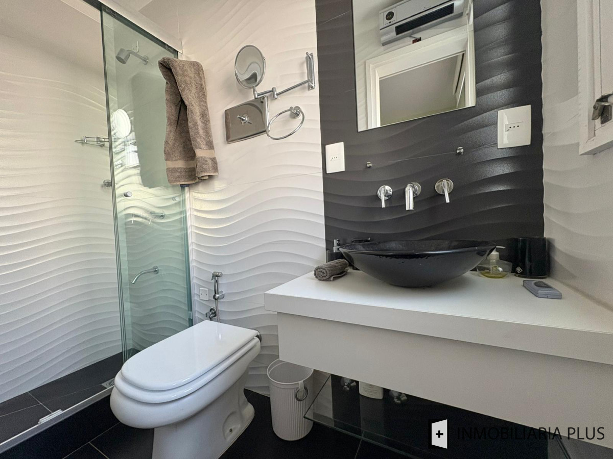 Apartamento ID.1582 - Alquiler anual de Apartamento de  3 dormitorios, 2 baños en la Península de Punta del Este