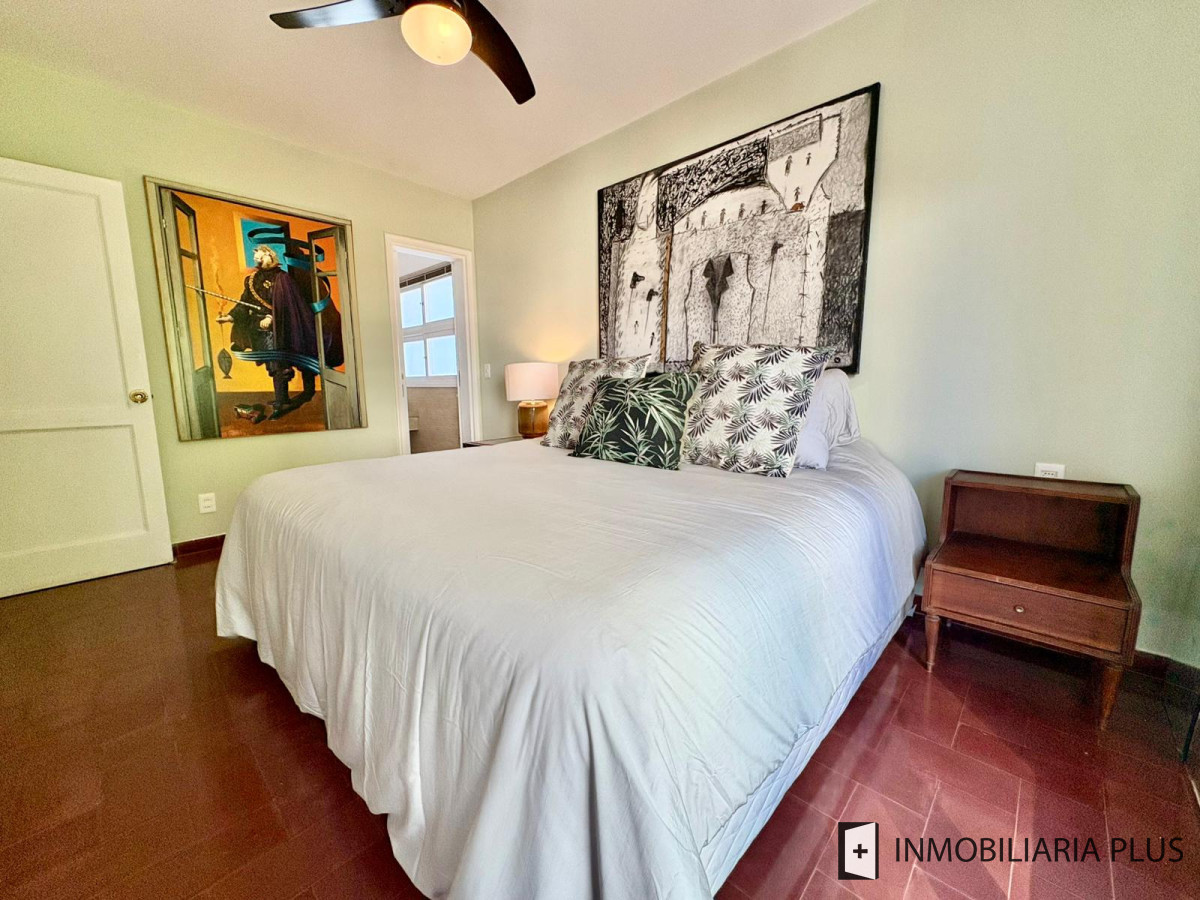 Apartamento ID.1582 - Alquiler anual de Apartamento de  3 dormitorios, 2 baños en la Península de Punta del Este