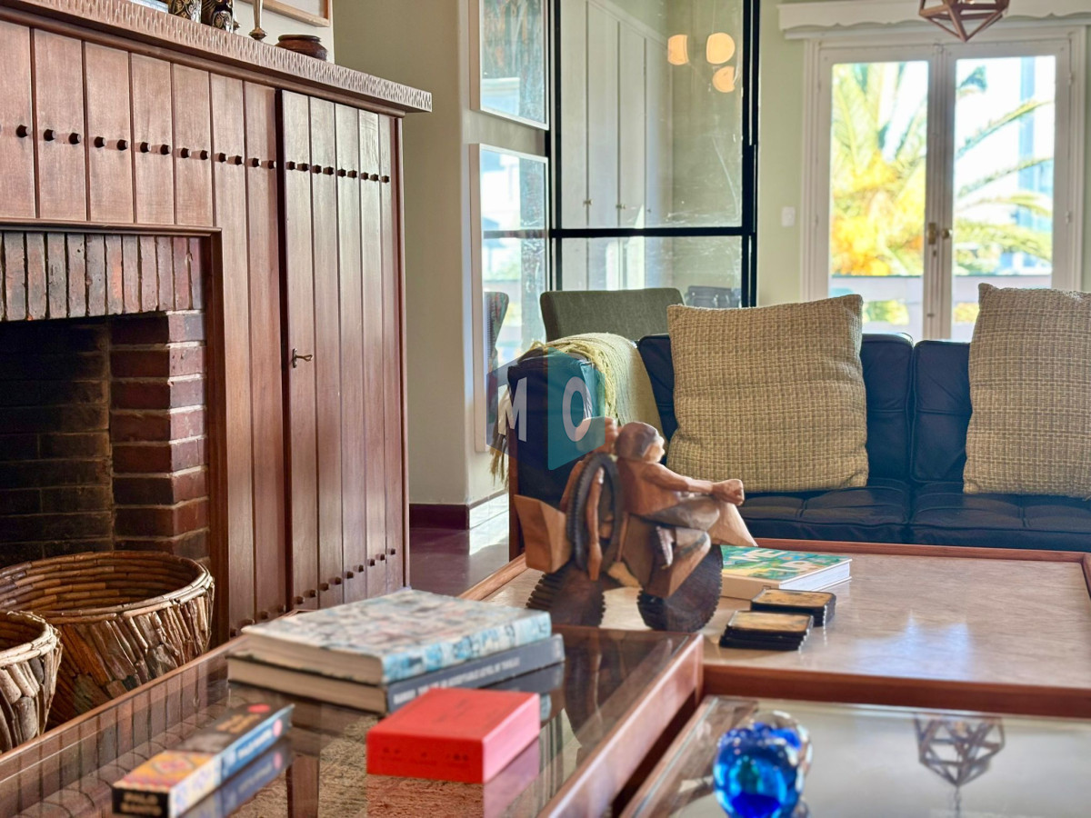 Apartamento ID.1122 - ALQUILER ANUAL 3 DORM - Departamento único a pasos del Puerto