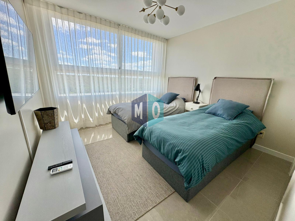 Apartamento ID.1124 - Esquinero Piso Alto en Torre ONE