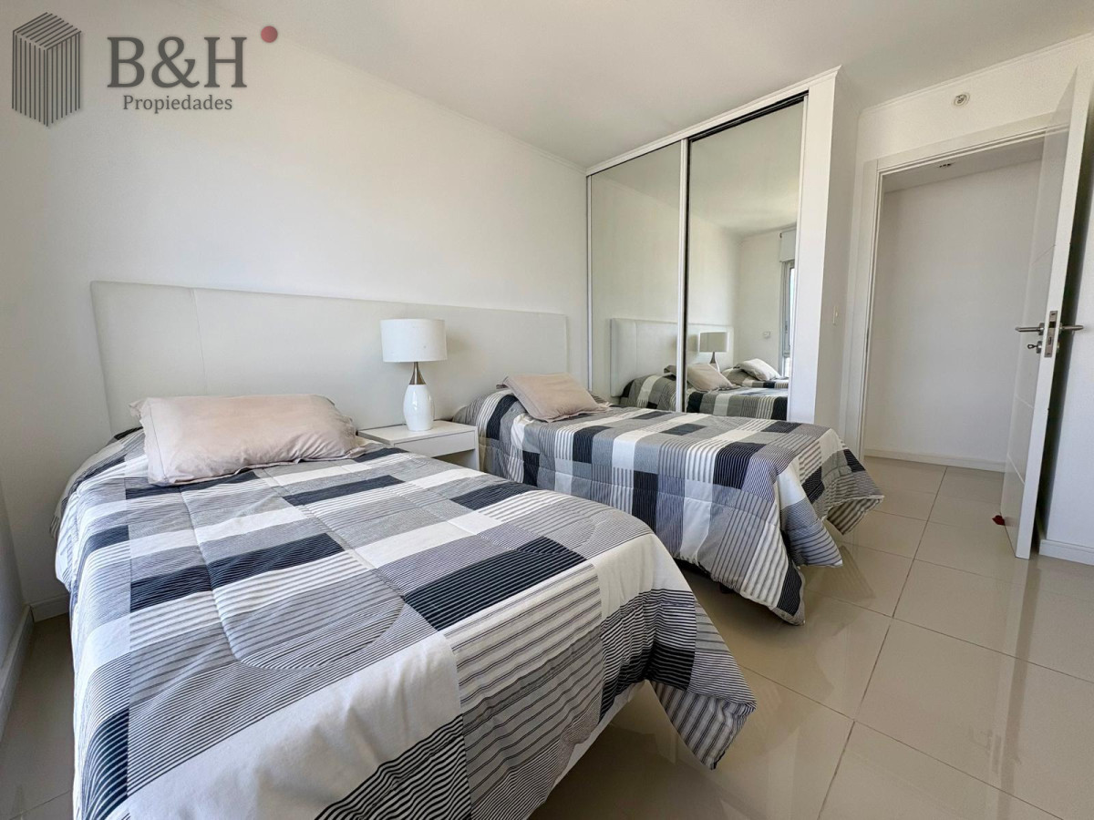 Apartamento ID.6879 - ? PISO ALTO — Apartamento 2 dormitorios en Wind Tower