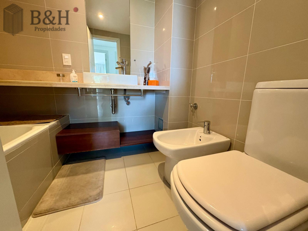 Apartamento ID.6740 - Alquiler Anual - Edificio Be Punta - 2 dorm