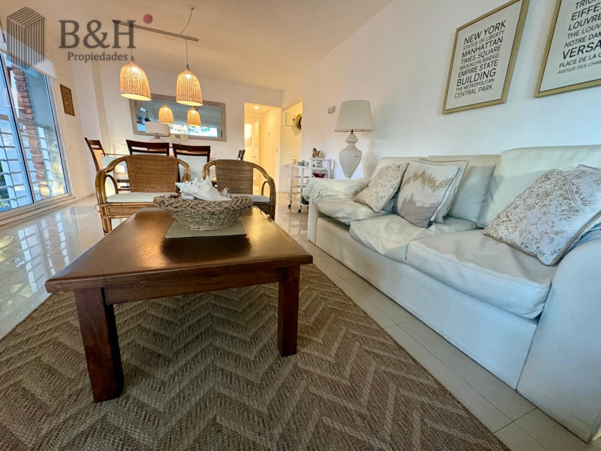 Apartamento ID.6883 - Apartamento de 2 dormitorios en Edificio Fairmont - Punta del Este