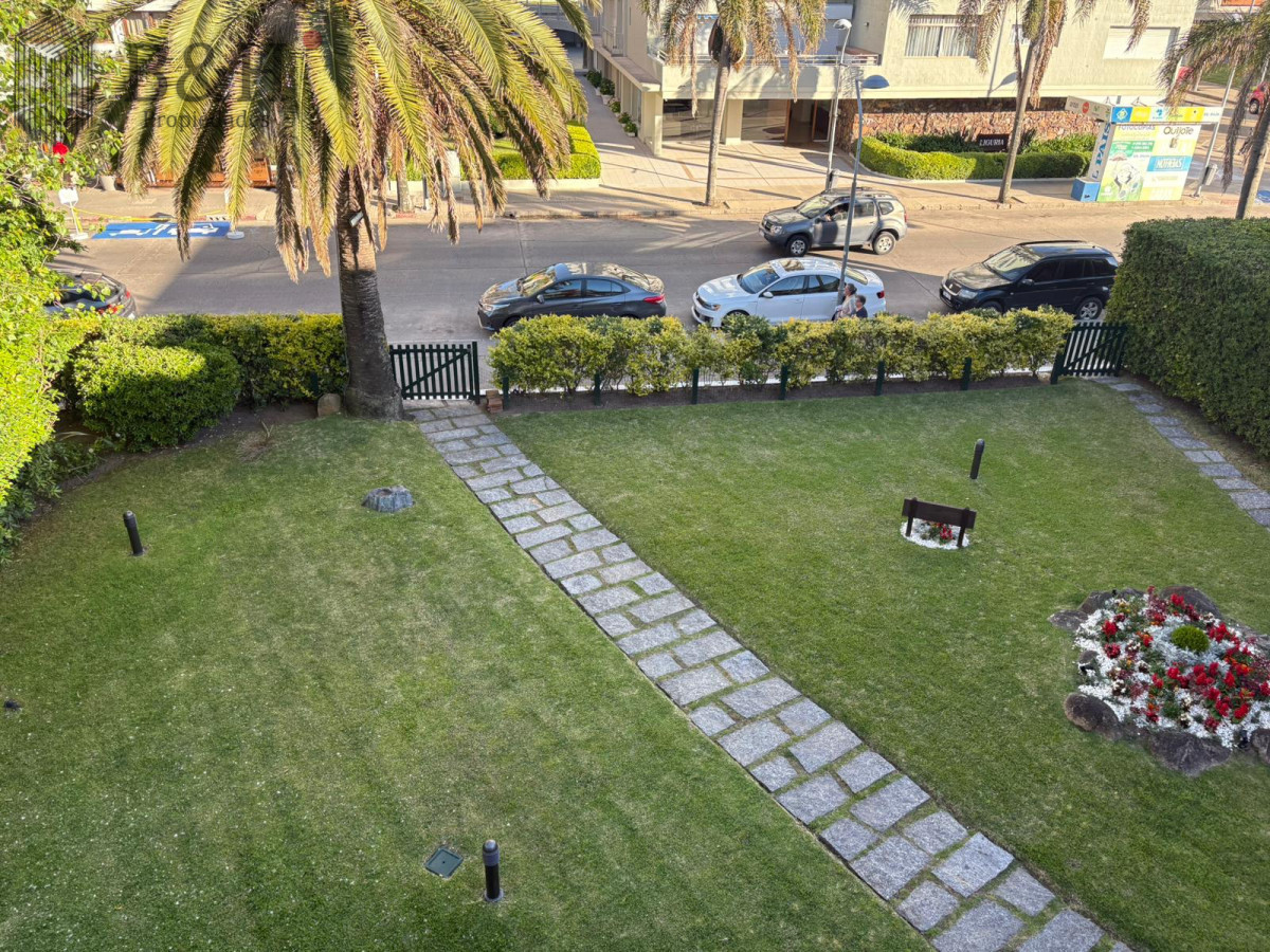 Apartamento ID.6643 - ALQUILER ANUAL 3 DORM - Departamento único a pasos del Puerto