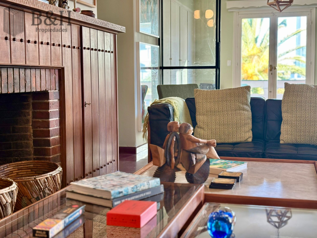 Apartamento ID.6643 - ALQUILER ANUAL 3 DORM - Departamento único a pasos del Puerto