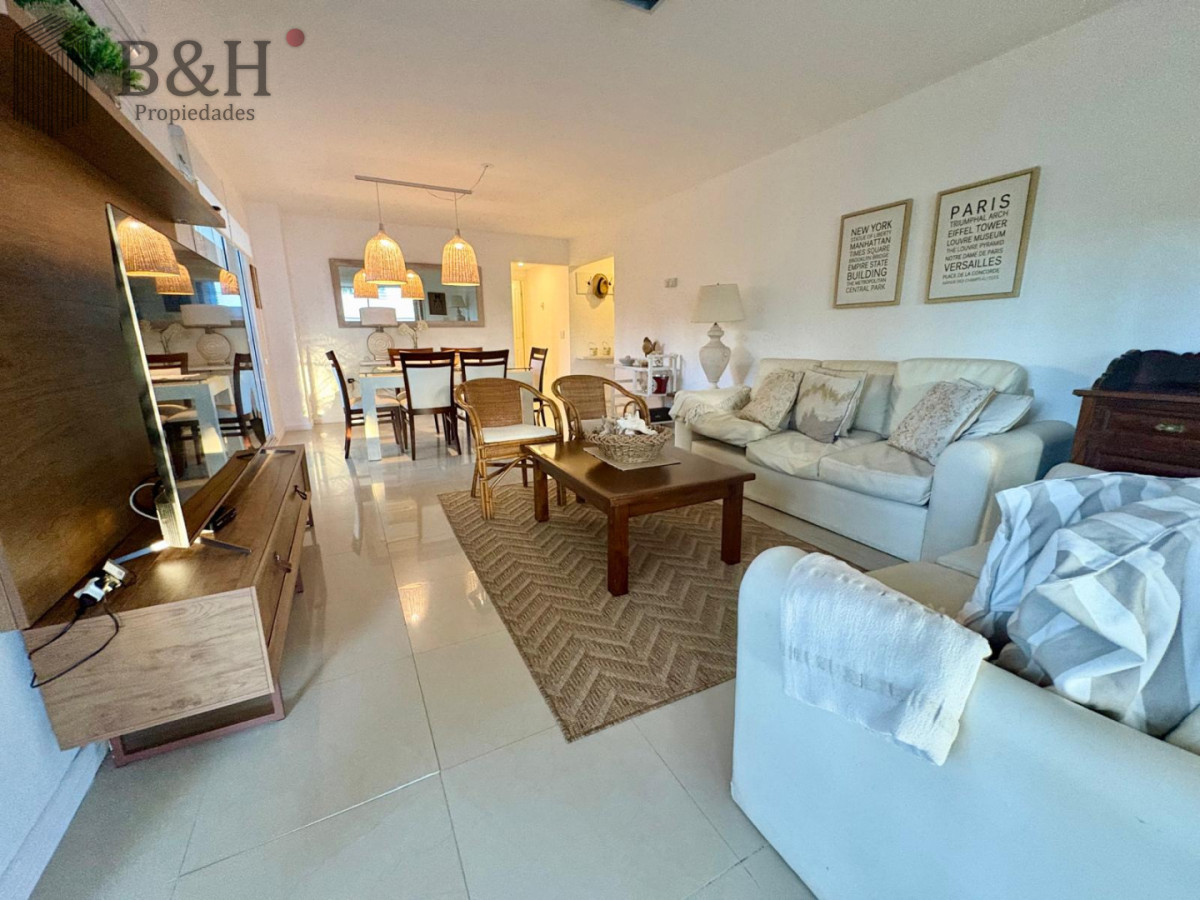 Apartamento ID.6883 - Apartamento de 2 dormitorios en Edificio Fairmont - Punta del Este