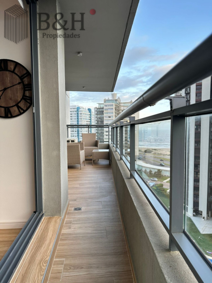 Apartamento ID.6651 - Venta · 2 dormitorios con vista ! Punta del Este
