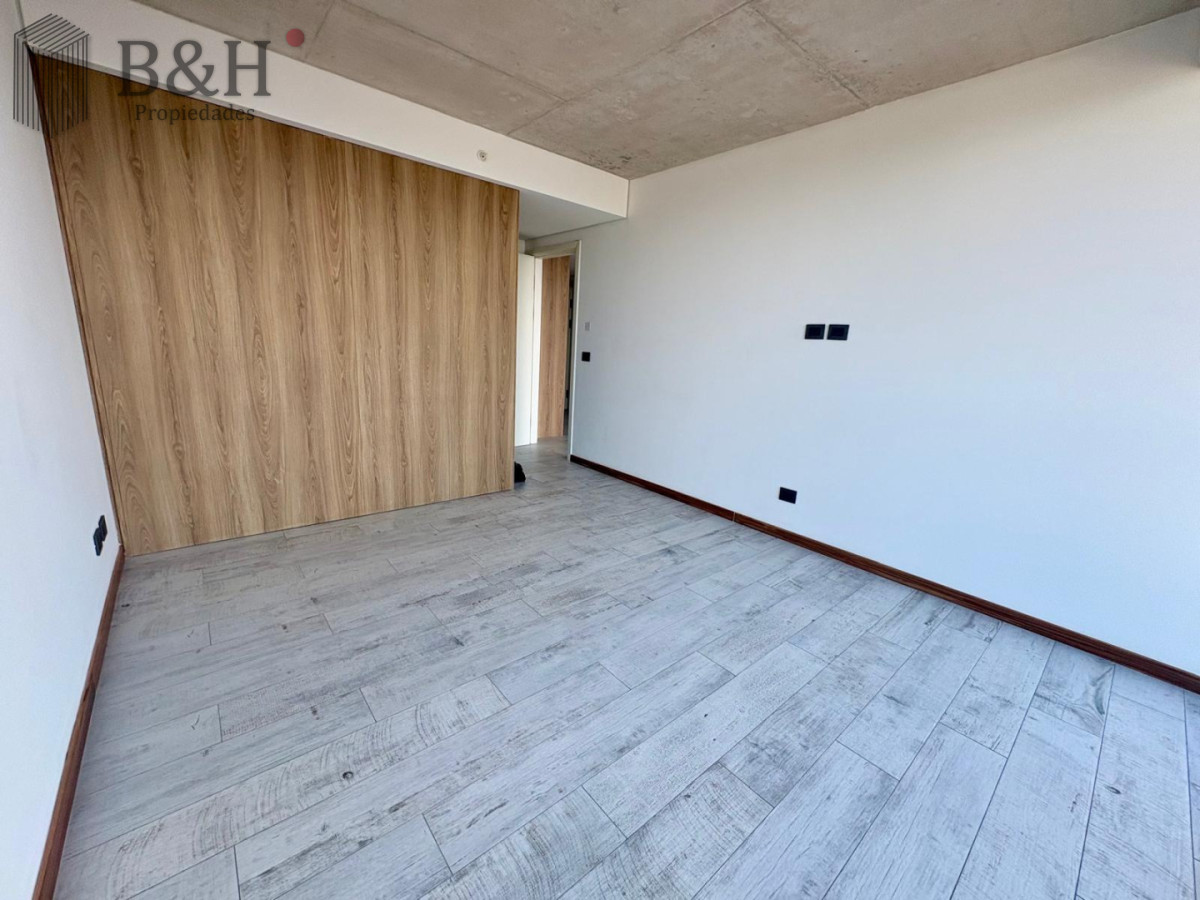 Apartamento ID.6648 - Oportunidad en Surfside - Piso alto | 1 Dormitorio + Toilette