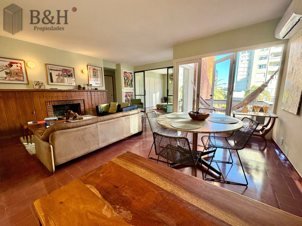 Apartamento ID.6643 - ALQUILER ANUAL 3 DORM - Departamento único a pasos del Puerto